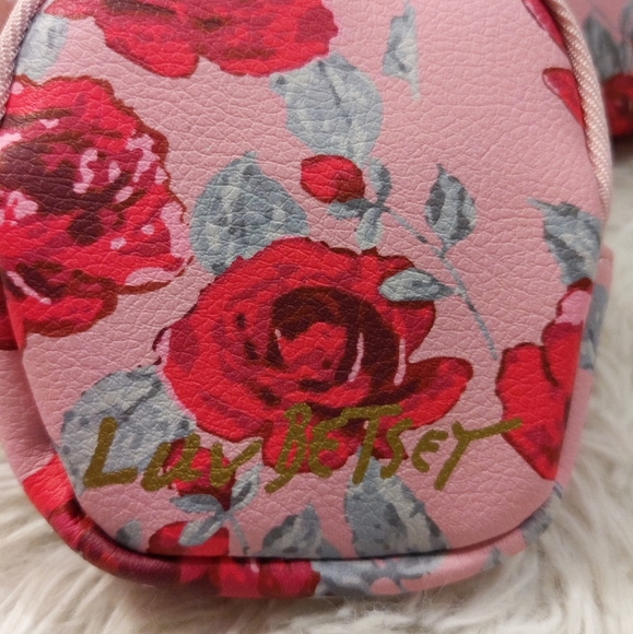 NWT Luv Betsey Pink Floral Crossbody with Matching Ear Bud Case - Picture 5 of 10